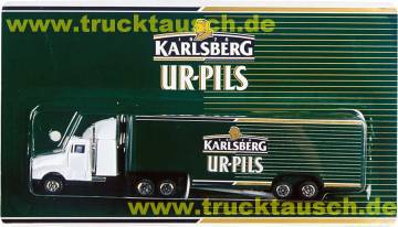 Karlsberg Ur-Pils (grüne Schrift auf Dachspoiler)