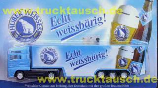 Huber Weisses Echt weissbärig! mit Logo, Glas und Flasche