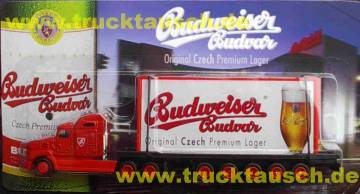 Budweiser (Tschechien) mit großer Werbetafel auf 5-Achs Sattel