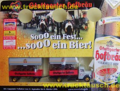 Stuttgarter Hofbräu Sooo ein Fest..., 161. Cannstatter Volksfest 2006, angehobener Plane mit Fä